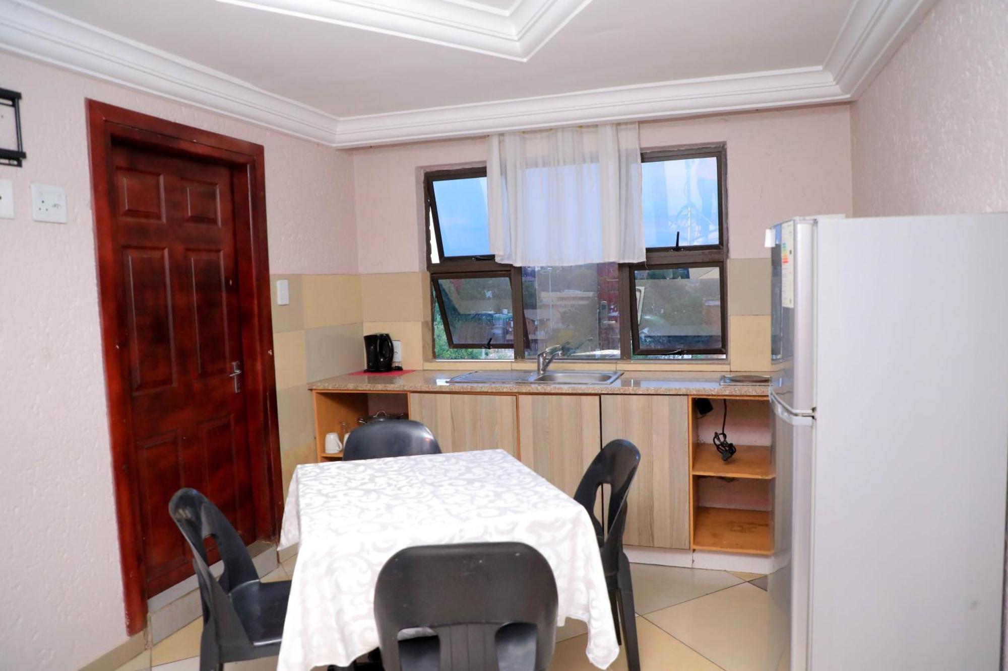 Yeoville Hotel Йоганнесбурґ Екстер'єр фото